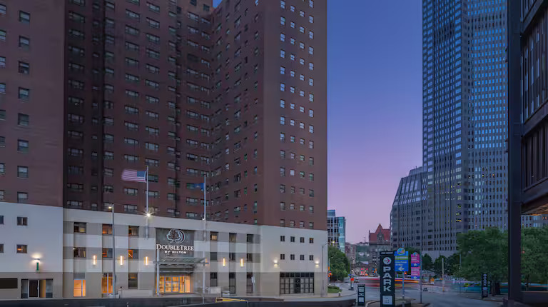 Dt Pitt Exteriors Ab57883 Edit